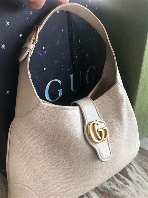 gucci 726274|Aphrodite medium shoulder bag in light grey leather .